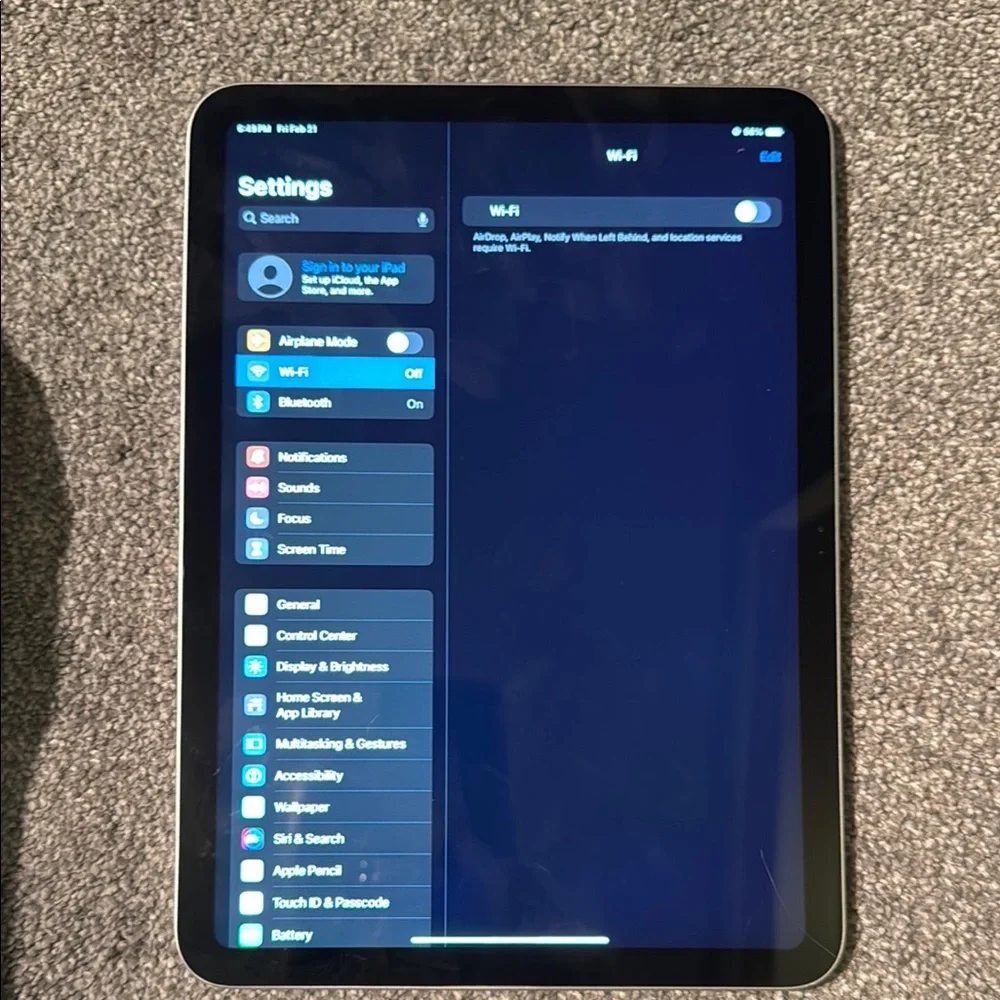 COPY - Apple Silver Ipad 10th gen
